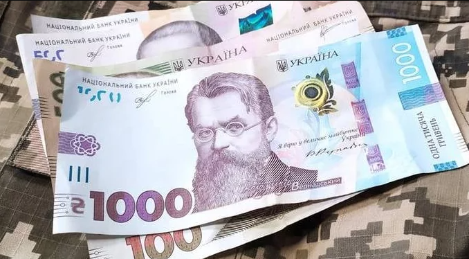 У Луцьку сім'ям загиблих військовослужбовців виділять по 100 тисяч гривень (відео)