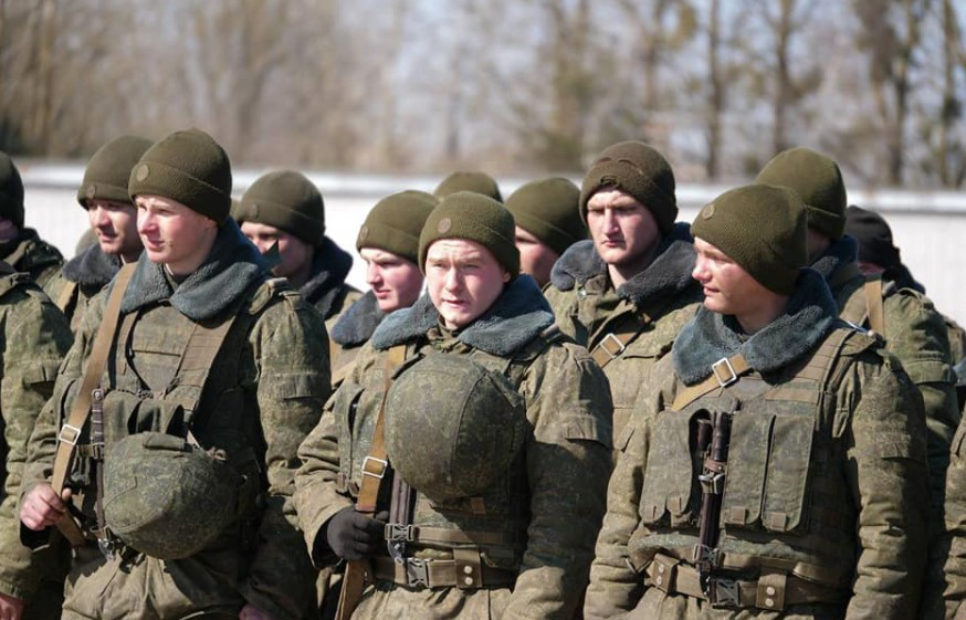 На росії вводять кримінальну відповідальність за відмову воювати в Україні
