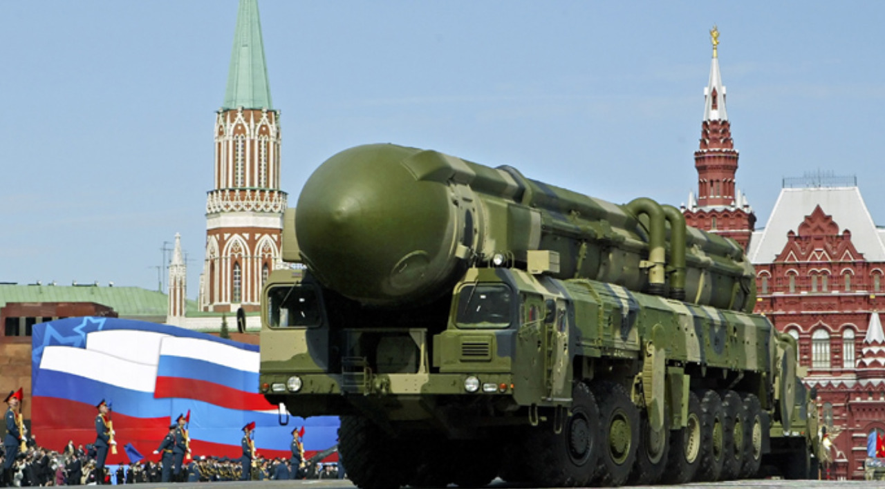 Ядерна зброя – це елемент шантажу всього світу Росією. Варто заспокоїтись, це виключно погрози, – Буданов
