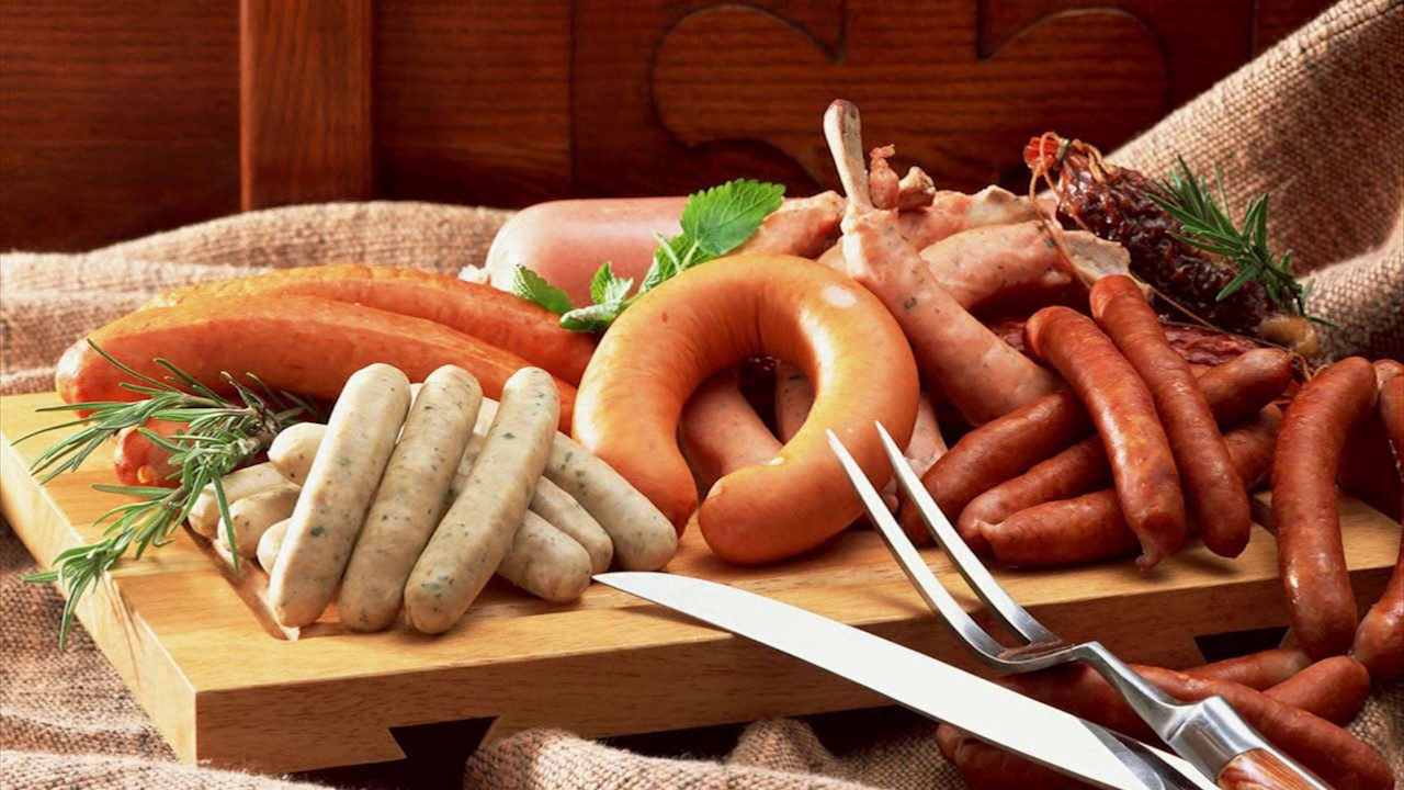 Через санкції ЄС росіянам загрожує дефіцит ковбас та сосисок