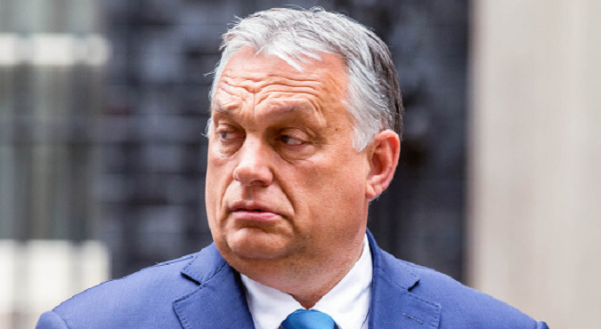 Прем'єр Угорщини Орбан потрапив до бази «Миротворця»