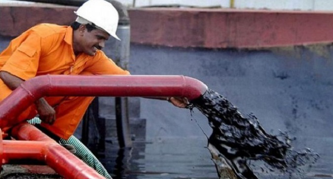 Менш ніж $70 за барель: Індія хоче знижку на російську нафту