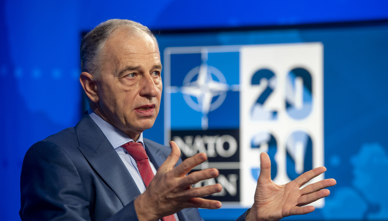 У НАТО спрогнозували вирішальну фазу війни в Україні