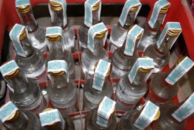 У лучанина вилучили понад 200 пляшок фальсифікованого алкоголю