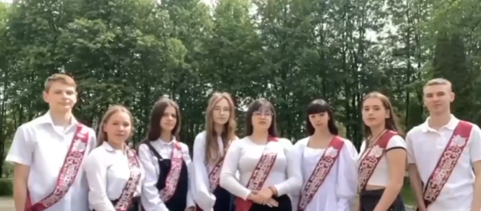 Останній дзвоник у Луцьку: що думають випускники (відео)