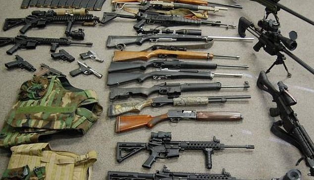Понад $100 млн: скільки грошей та стволів може бути на українському ринку зброї
