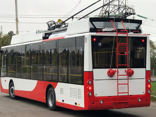У Луцьку на маршрут №3 запустили додатковий тролейбус