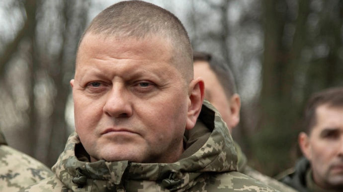 Ворог має десятикратну вогневу перевагу, – Залужний про ситуацію на Луганщині