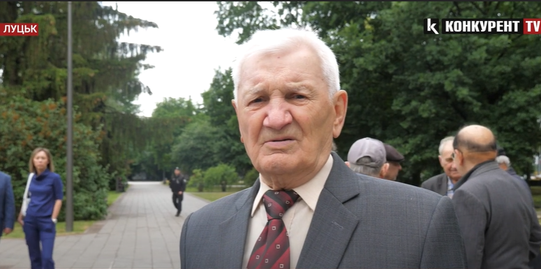 У Луцьку 97-річний ветеран пригадав, як визволяв Волинь від загарбників (відео)