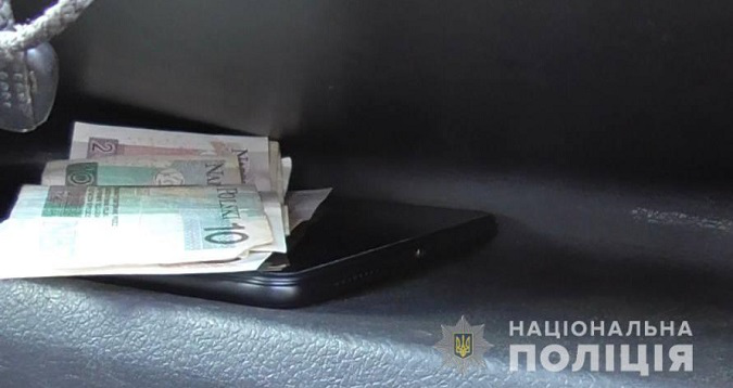 У Луцькому районі водій дав поліцейським 100 злотих хабаря. Але ті не взяли (фото)