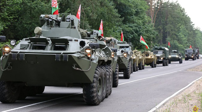 У Білорусі знову продовжили термін військових навчань
