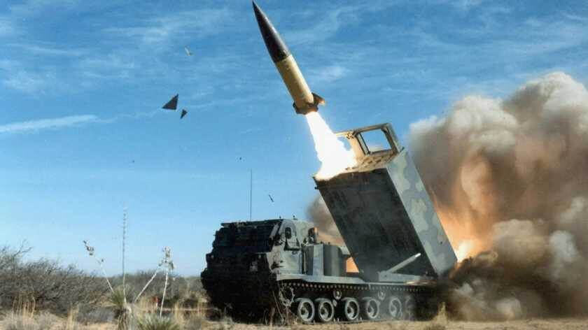 США не готові передати Україні ракети ATACMS з дальністю 300 км, – радник Байдена