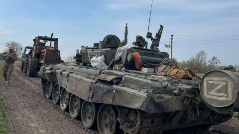 На Полтавщині в місцевих вилучили 11 танків і 2 бронемашини
