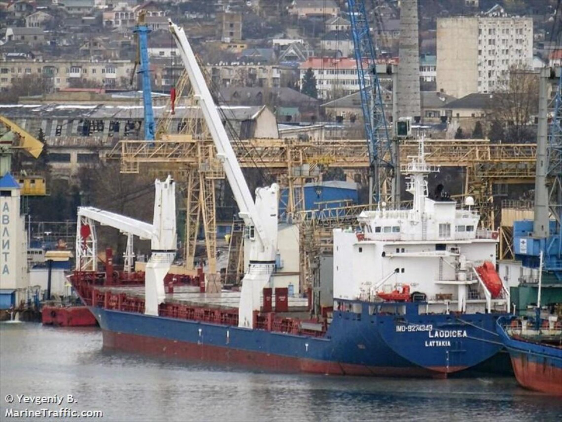 Ліван затримав судно з краденим українським зерном