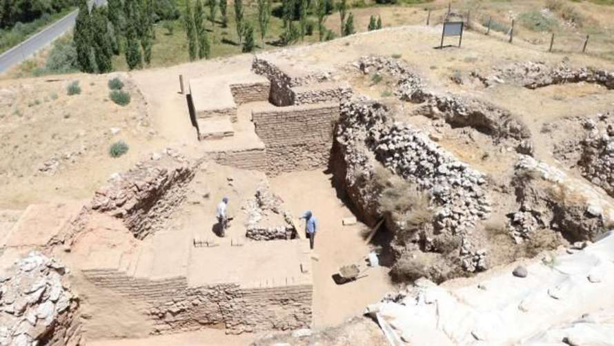 Археологи виявили у Туреччині стіни перської епохи (фото)