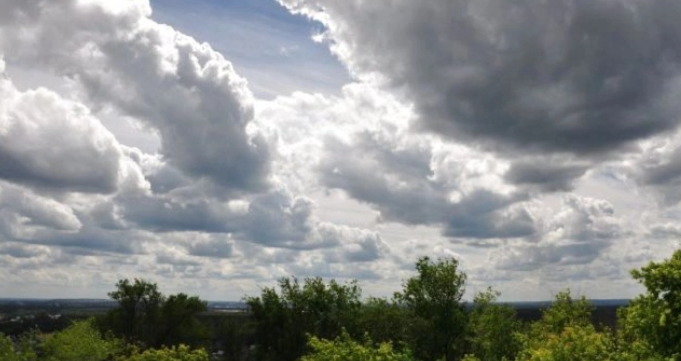 Хмарно, можливий дощ: погода в Луцьку на вівторок, 9 серпня