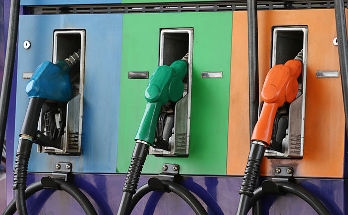 Акцизи на пальне повертають: як зміняться ціни на бензин, дизель та автогаз