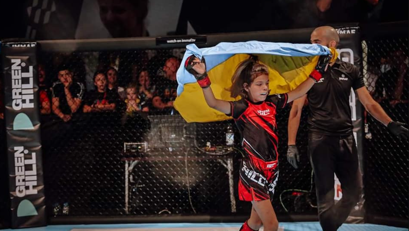 13-річна волинянка вдруге стала чемпіонкою світу з ММА