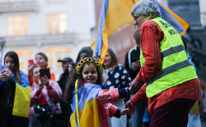 Стало відомо, скільки українців переїхали до країн ЄС під час війни