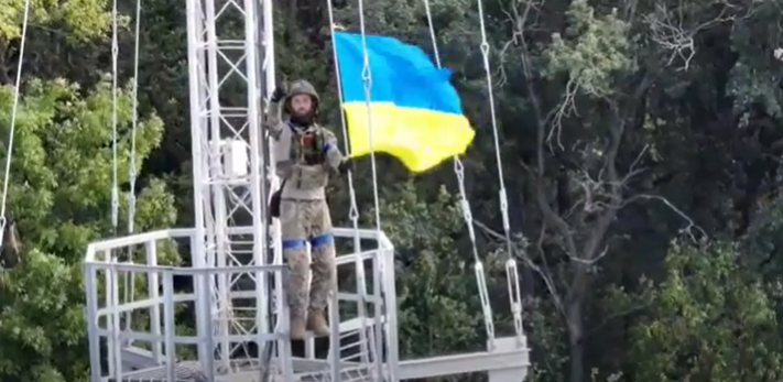 Захисники з волинської бригади повернули український прапор у Чкаловське (відео)