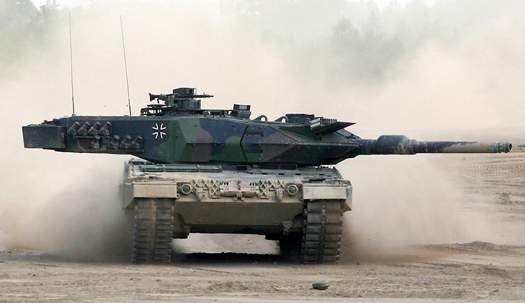 Парламент Німеччини не проголосував за рішення про передачу танків Україні