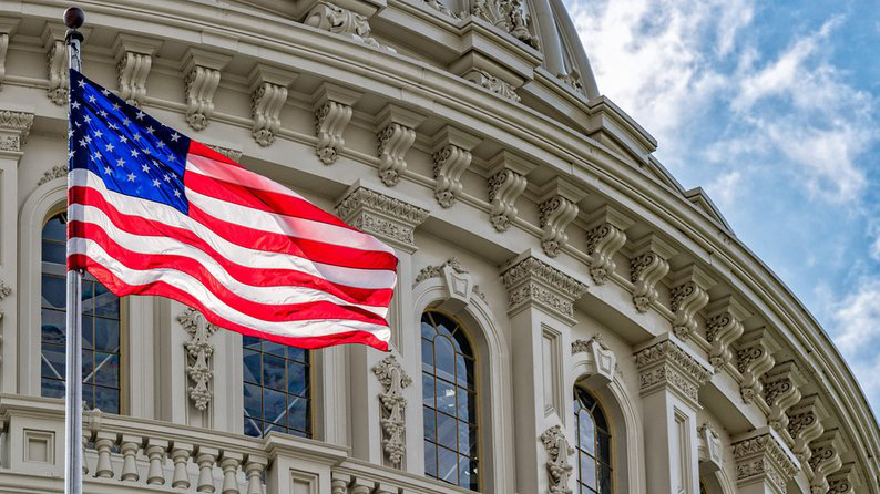 Сенат США схвалив тимчасове фінансування з понад $12 млрд для України