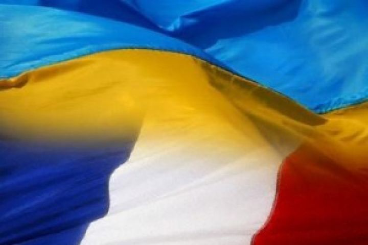 Франція передасть Україні пожежні автомобілі, засоби для розмінування і аварійні мости