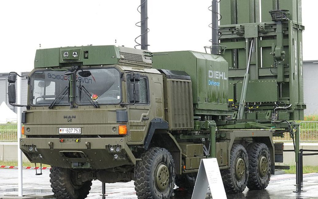Німеччина передасть Україні чотири системи ППО IRIS-T та іншу військову допомогу