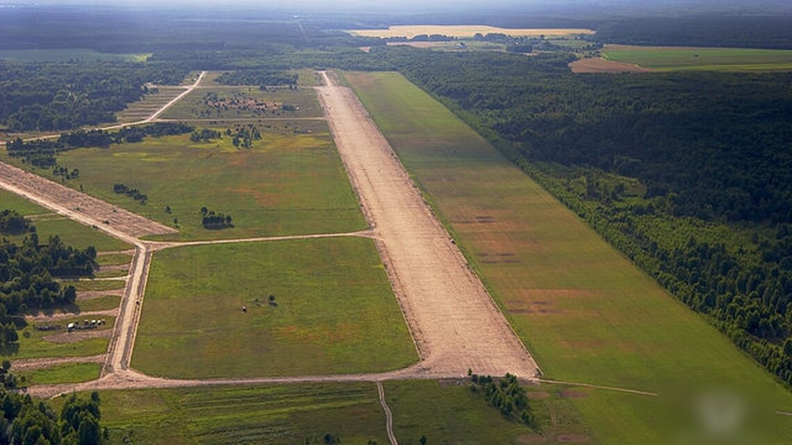 У Білорусі готують аеродроми: є загроза обстрілів звідти, –  Генштаб