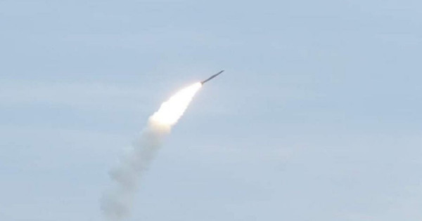 Ворог вдарив ракетою по цивільній гуманітарній колоні на Запоріжжі (відео)