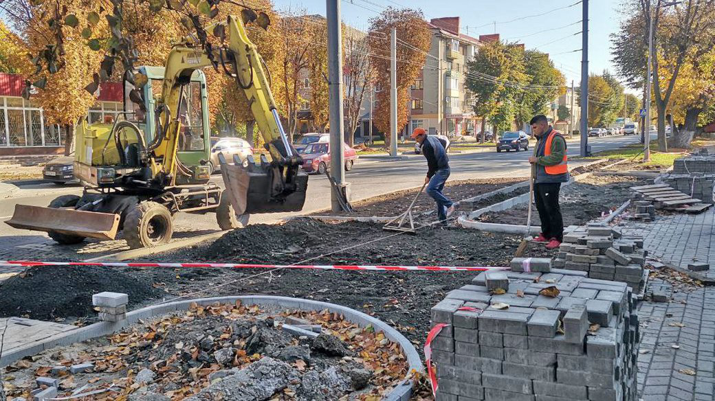 У Луцьку продовжили ремонт проспекту Волі (відео)