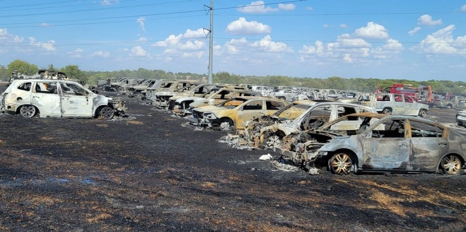 Осінній ярмарок в Техасі закінчився масштабною пожежею автомобілів