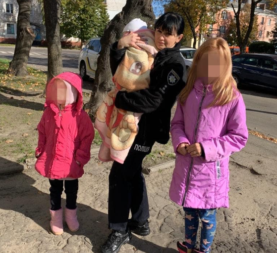 У Нововолинській громаді у батьків забрали трьох дітей через антисанітарію