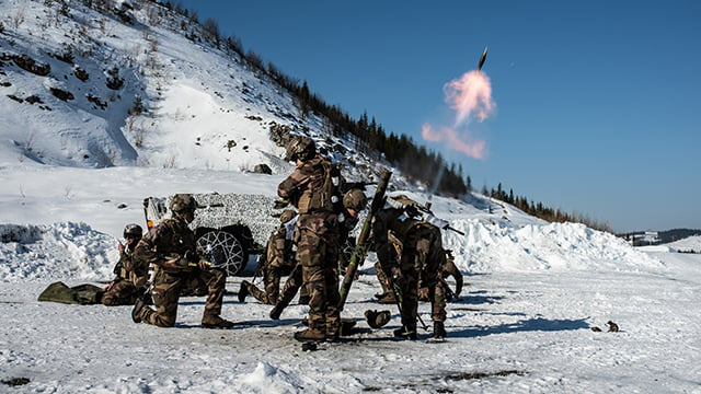 Норвегія переводить війська у стан підвищеної бойової готовності