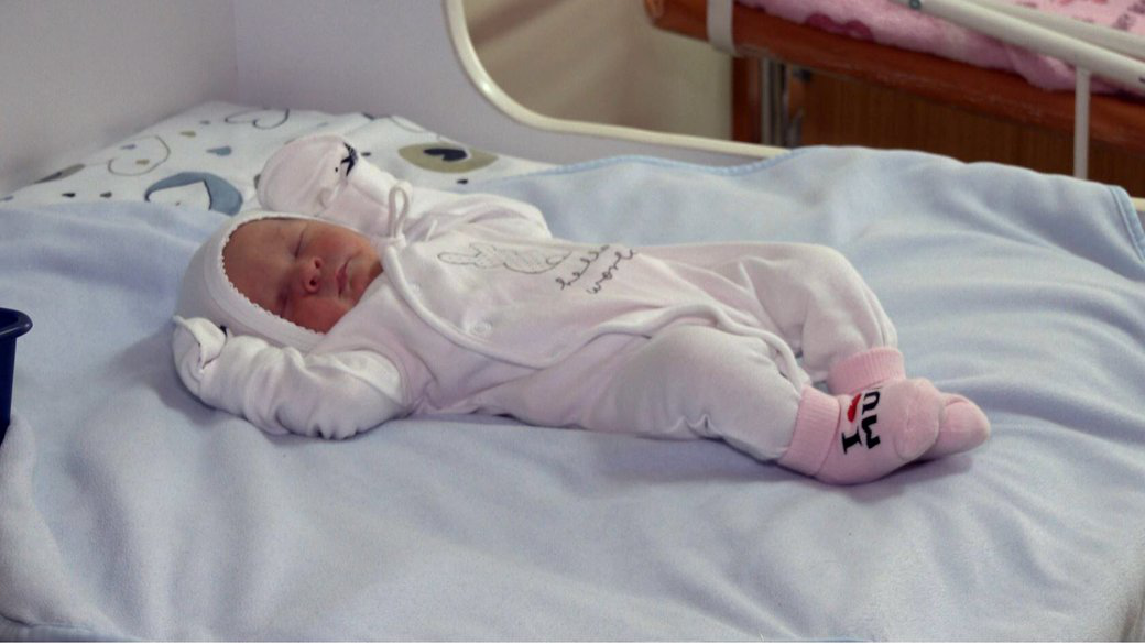 В Луцькому пологовому почали тестувати новонароджених на понад 20 рідкісних хвороб (відео)