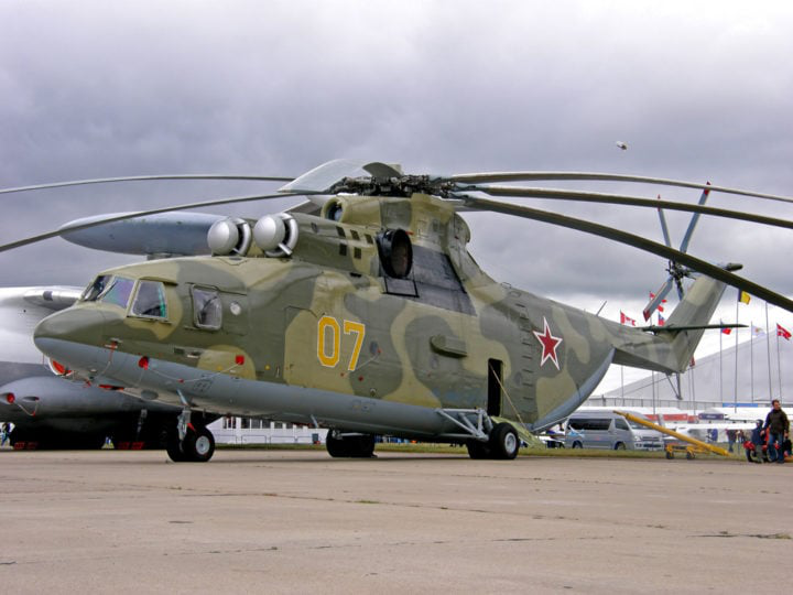 Найбільші у світі транспортні гелікоптери не літатимуть – виробництво їх двигунів лише в Україні