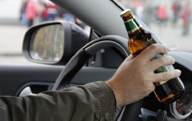 Алкоголю – у 14 разів більше норми: у Луцьку п'яний водій влетів у будівлю