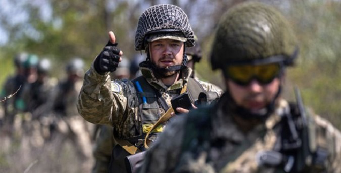 Українських бійців тренуватимуть усі країни ЄС, – Боррель