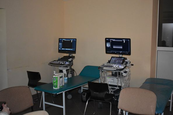 У Волинську обласну лікарню закупили три УЗД-апарати для обстеження судин (фото)