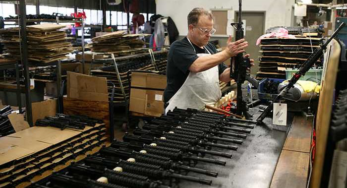 Чехія працевлаштує тисячі українських фахівців для нарощування виробництва зброї