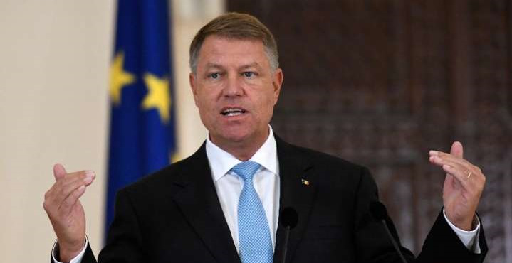 Президент Румунії попросив Зеленського переглянути закон про нацменшини