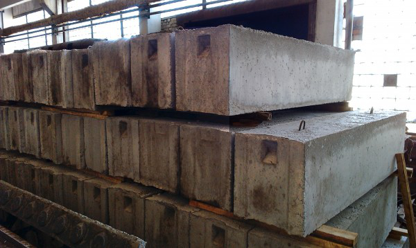 У Луцьку передадуть кількасот бетонних блоків для захисту об'єктів «Укренерго»