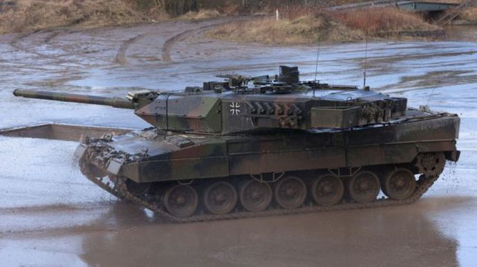 Офіційно: Німеччина передасть ЗСУ роту танків Leopard 2A6