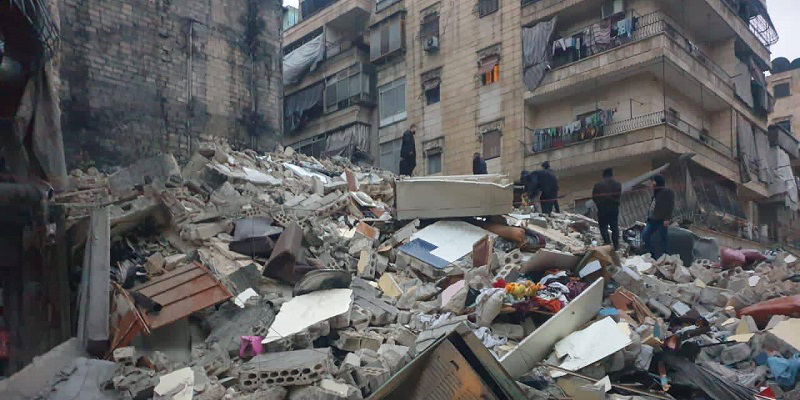 Внаслідок потужного землетрусу в Туреччині й Сирії – сотні загиблих