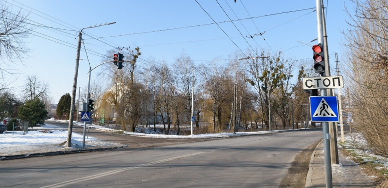 У Луцьку на Володимирській встановили нові світлофори