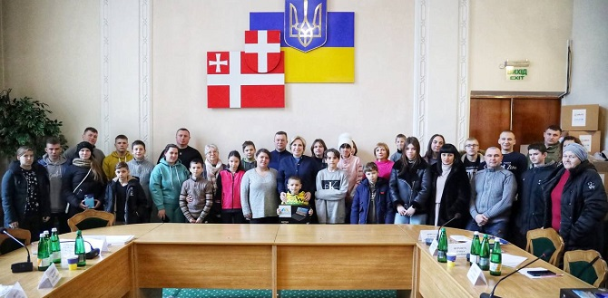 На Волині Ірина Верещук передала допомогу дітям-сиротам (фото)
