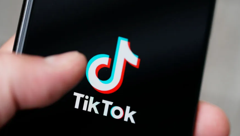 Співробітникам Єврокомісії наказали видалити TikTok