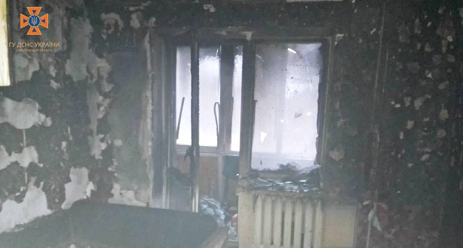 У Ковелі горіла квартира: двох осіб евакуювали (фото)