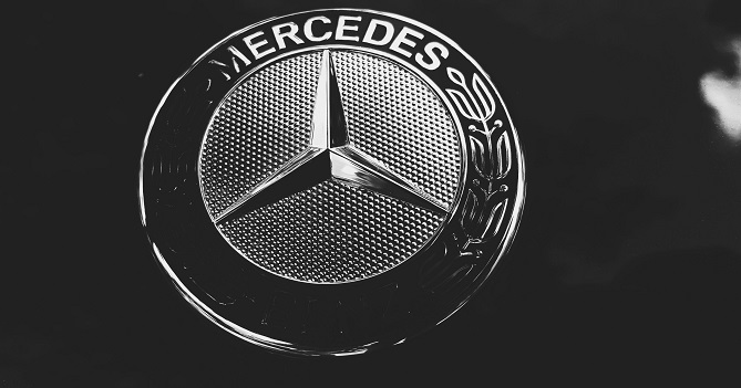 Mercedes побудує в Європі завод з переробки акумуляторів