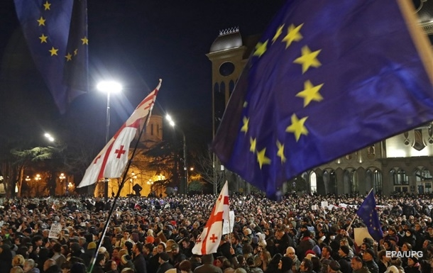 У Грузії опозиція оголосила про масштабні протести після «зачистки»